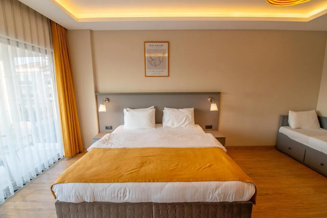 Belci City House Fethiye 2*,